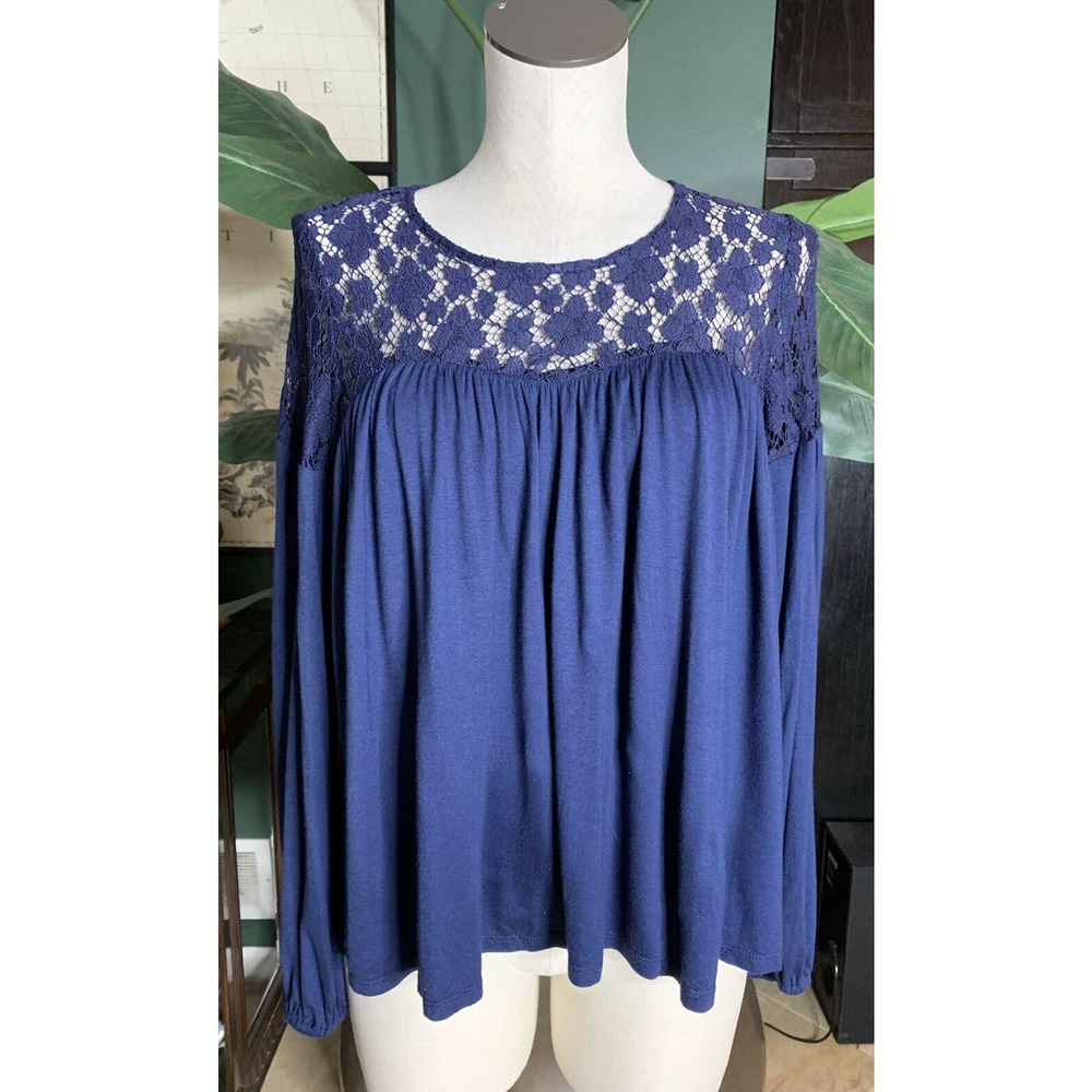 anthropologie Sunday in Brooklyn women’s small navy lace flowing top V